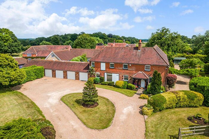 6 Bedroom Detached House For Sale In Chequers Lane, Abbots Langley, WD25