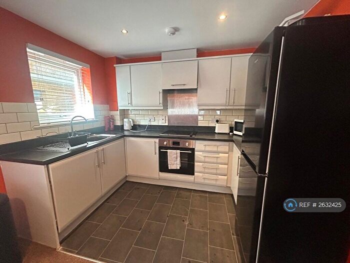 1 Bedroom Flat To Rent In Hawkins Road, Colchester, CO2