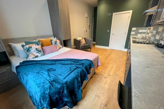 Studio To Rent In Bentley Road, Toxteth, Liverpool, L8