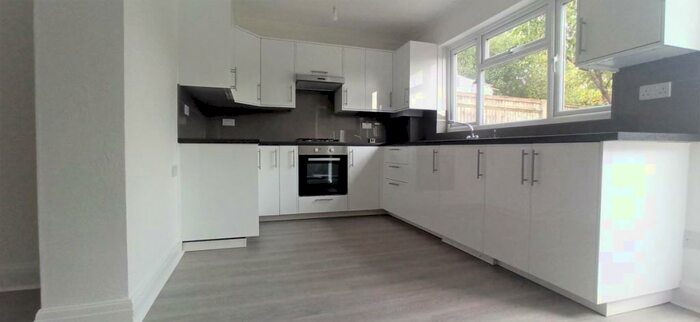 3 Bedroom Terraced House To Rent In Stuart Avenue, Harrow, HA2