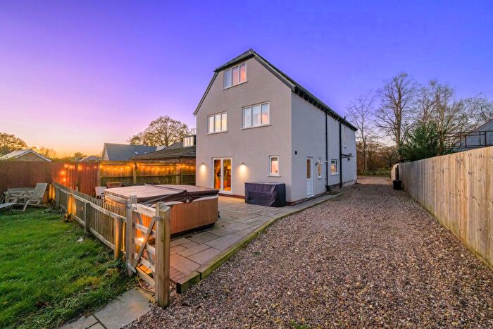 5 Bedroom Detached House For Sale In Horncastle Road, Woodhall Spa, LN10