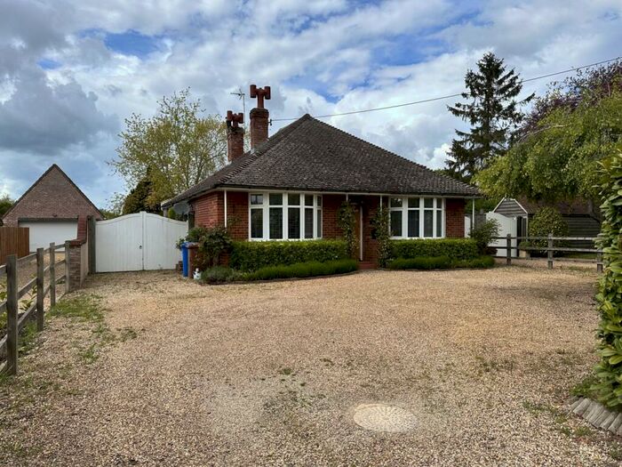 4 Bedroom Detached Bungalow To Rent In Ferry Lane, West Row, Suffolk, IP28