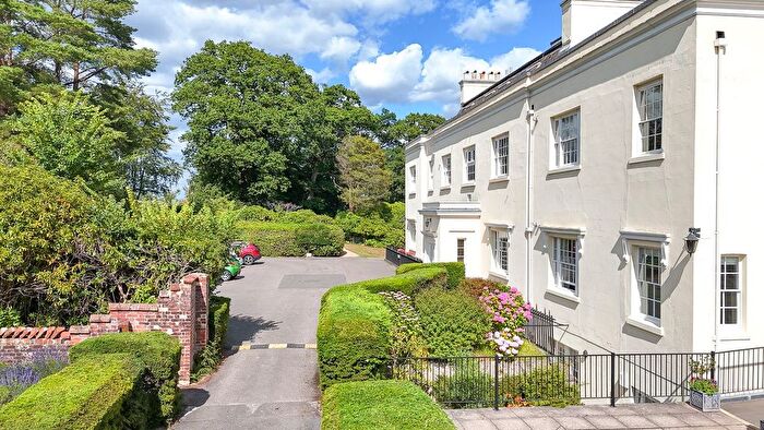 2 Bedroom Flat For Sale In Swan Green, Emery Down, Lyndhurst, SO43