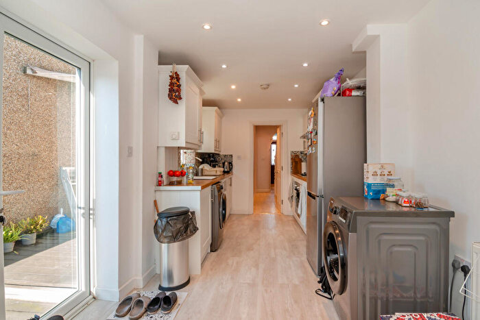 3 Bedroom Terraced House For Sale In London Road, Grays, RM20