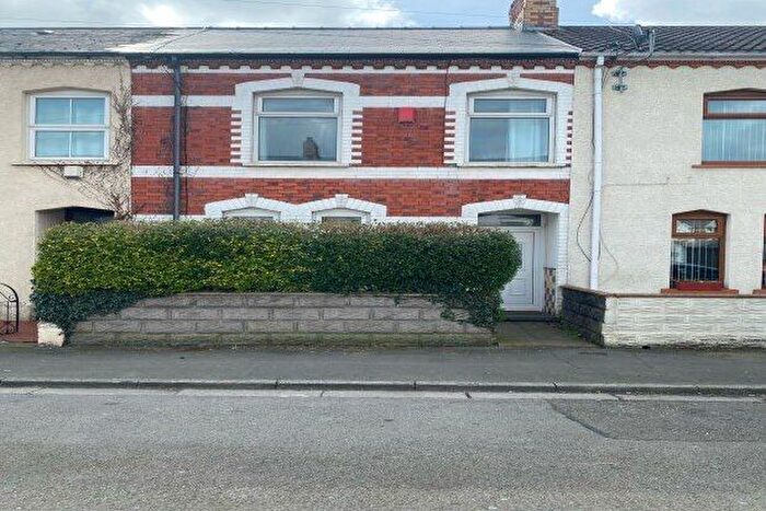 3 Bedroom Property To Rent In Burnaby Street, Cardiff, CF24