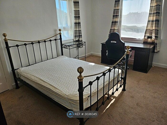 3 Bedroom Flat To Rent In Sunnybank Road, Aberdeen, AB24