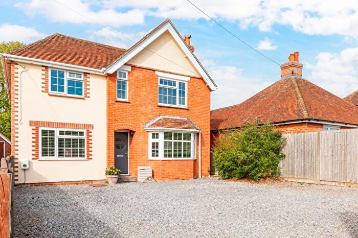 5 Bedroom Detached House For Sale In Northfield Road, Thatcham, Berkshire, RG18
