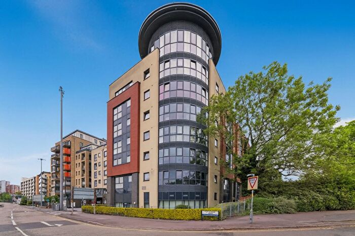 1 Bedroom Flat For Sale In St. Albans Road, Watford, WD17