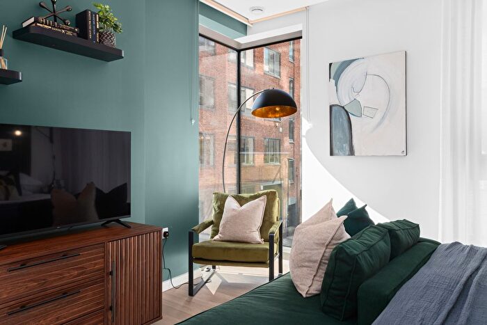 Flat For Sale In Macclesfield Road, London, EC1V