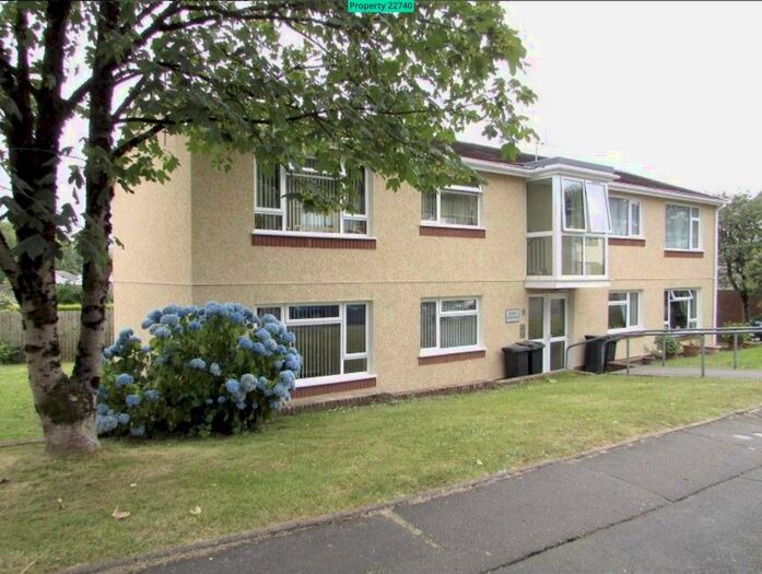 1 Bedroom Flat To Rent In Twyn Teg, Neath, SA10