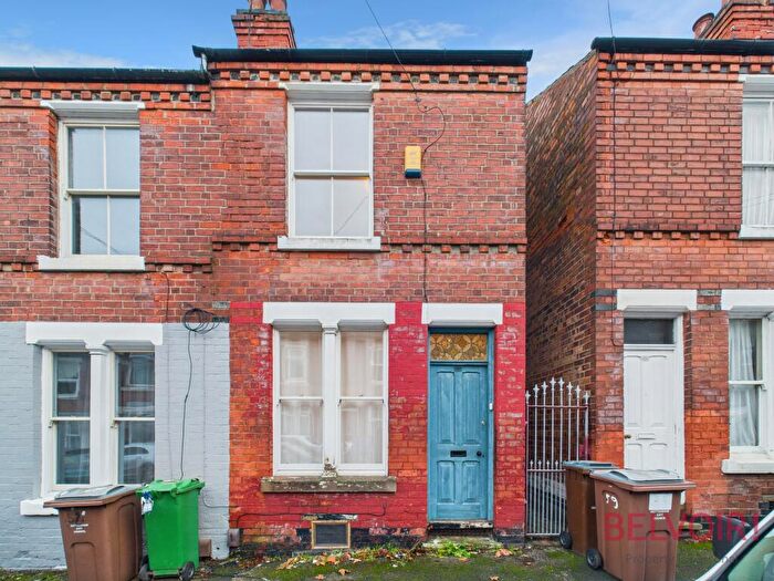 2 Bedroom Terraced House For Sale In Windermere Road, Nottingham, NG7