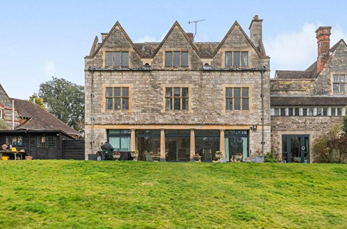 2 Bedroom Apartment For Sale In West Stoke Road, West Broyle, PO19