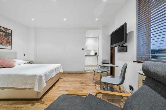 Studio To Rent In Lancaster Court, Lancaster Gate, W2