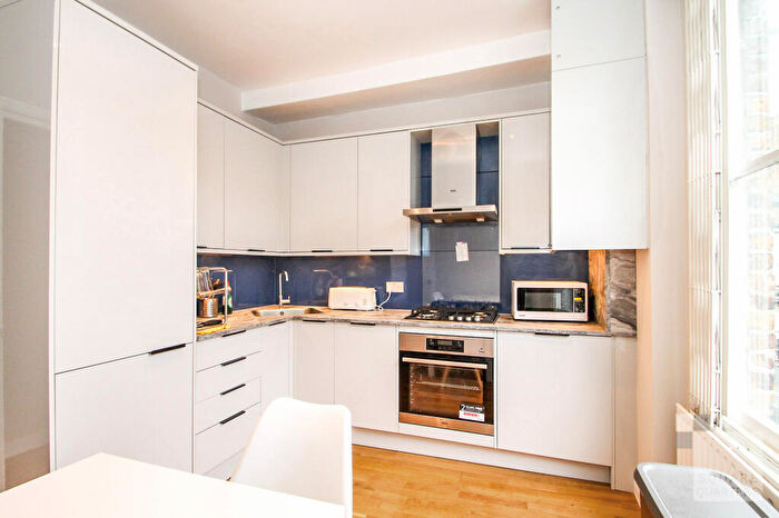 2 Bedroom Flat To Rent In Caledonian Road, Islington, N1