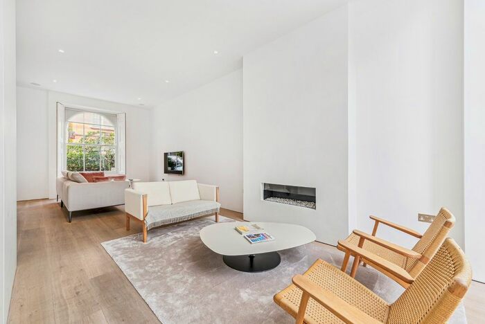 4 Bedroom Detached House To Rent In Pitt Street, London, W8