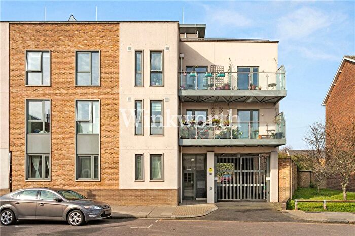 1 Bedroom Flat For Sale In Scotland Green, London, N17