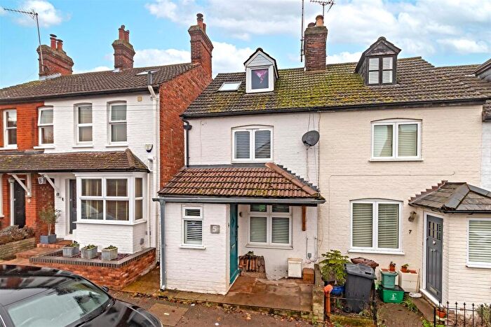3 Bedroom End Of Terrace House For Sale In Necton Road, Wheathampstead, St. Albans, AL4