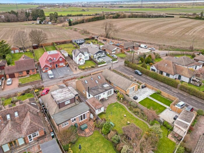 4 Bedroom Detached House For Sale In Green Farm Lane, Lower Shorne, DA12