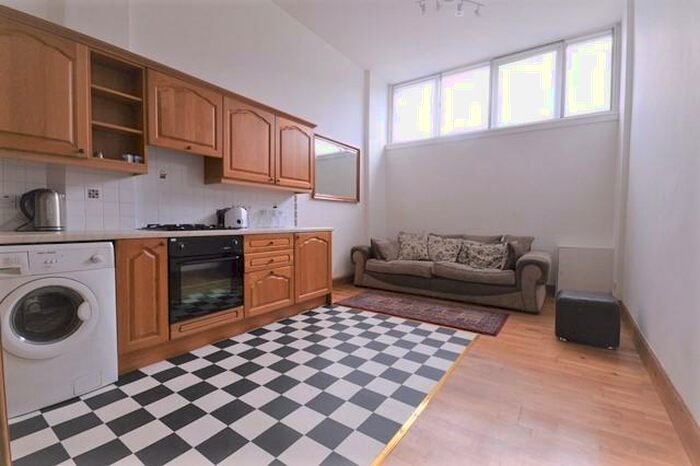 1 Bedroom Flat To Rent In Fountainbridge Edinburgh United Kingdom, EH3