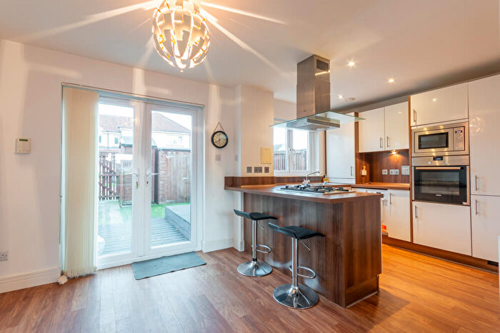 3 Bedroom Terraced House To Rent In Lt Burnbrae Road, Bonnyrigg, EH19