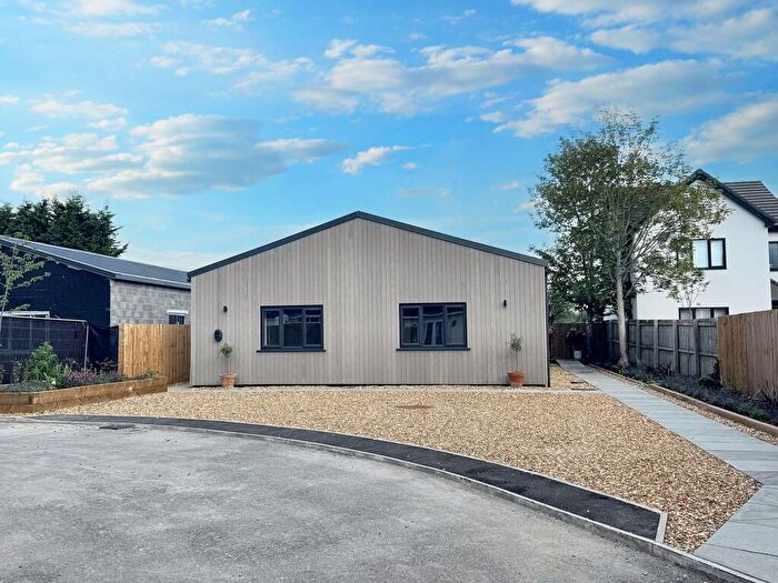 4 Bedroom Bungalow For Sale In Manchester Road, Astley, M29