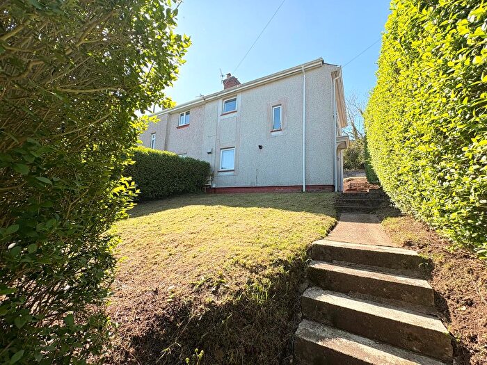 3 Bedroom End Of Terrace House To Rent In Gwynedd Avenue, Townhill, Swansea, SA1