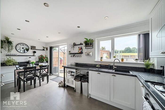 3 Bedroom End Of Terrace House For Sale In Candys Close, Corfe Mullen, BH21