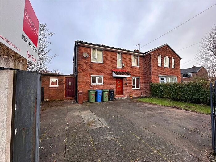 3 Bedroom End Of Terrace House For Sale In Tatton Close, Hazel Grove, Stockport, Greater Manchester, SK7