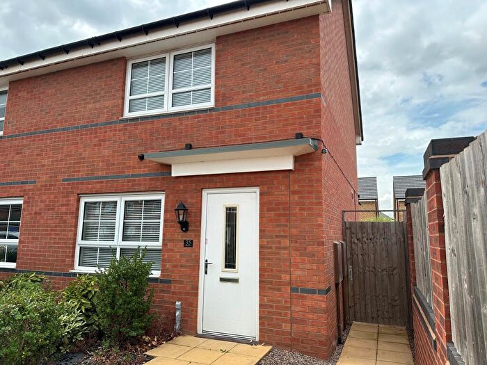 2 Bedroom Semi-Detached House To Rent In Longbourn Crescent, Tamworth, B78