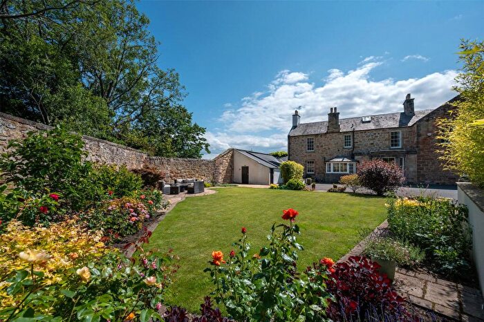 4 Bedroom Detached House For Sale In Lugton Brae, Dalkeith, Midlothian, EH22