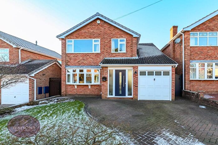 4 Bedroom Detached House For Sale In Ornsay Close, Nottingham, NG5
