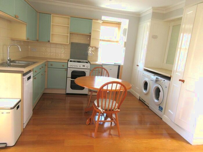 1 Bedroom Flat To Rent In Alexandra Road, London, SW19