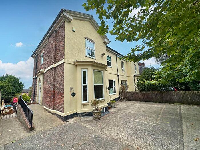 6 Bedroom Semi Detached House For Sale In Shrewsbury Road, Oxton, Wirral, CH43