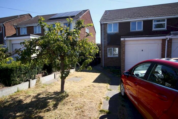 3 Bedroom House To Rent In Rambler Close, Swadlincote, Derbyshire, DE11