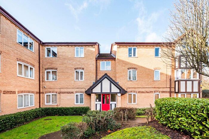 1 Bedroom Flat For Sale In Britton Close, Catford, London, SE6