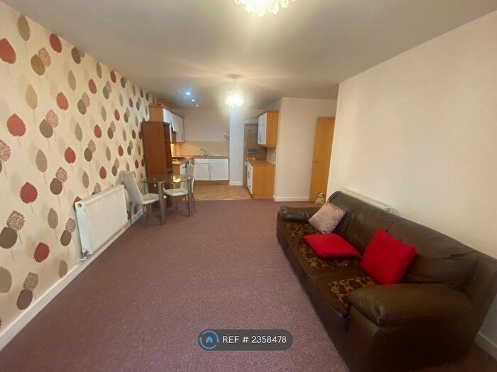 2 Bedroom Flat To Rent In Caldon House, Northolt, UB5
