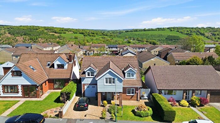 4 Bedroom Detached House For Sale In Cherry Trees, Markham, NP12