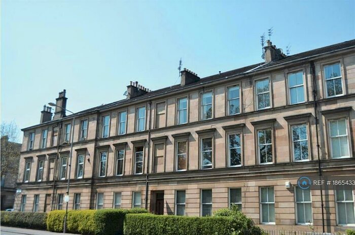 2 Bedroom Flat To Rent In Pollokshaws Road, Glasgow, G41