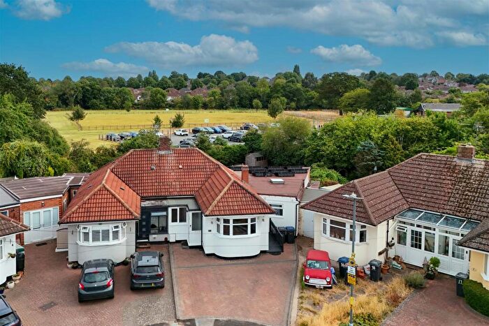 4 Bedroom Semi-Detached Bungalow For Sale In Fulford Grove, Sheldon, Birmingham, B26