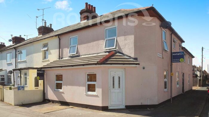 1 Bedroom Apartment To Rent In Queens Road, GU14