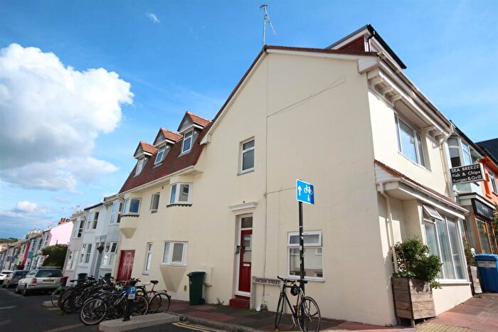 2 Bedroom Flat To Rent In Southover Street, Brighton, BN2