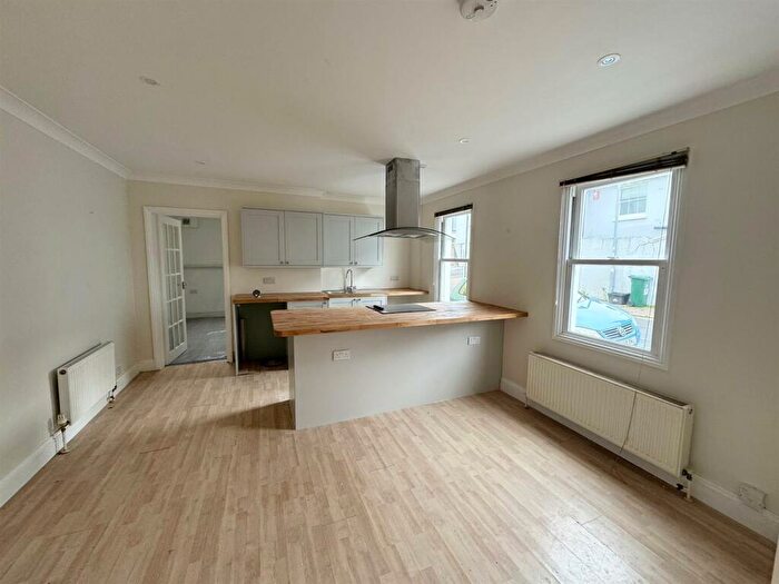 1 Bedroom Flat To Rent In Holland Street, Brighton, BN2