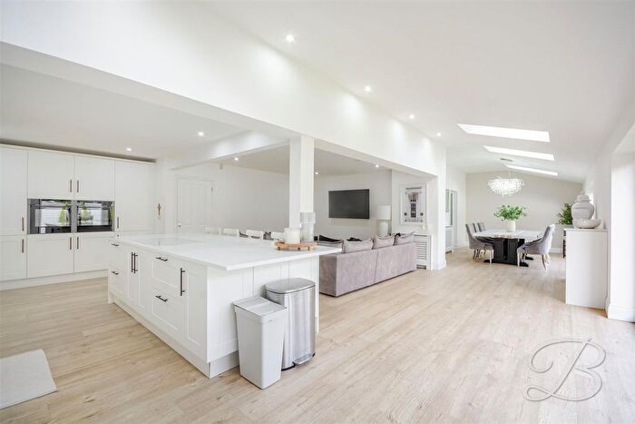 5 Bedroom Detached House For Sale In The Avenue, Mansfield, NG18