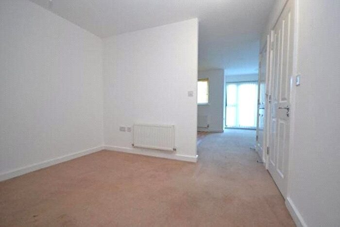 Studio To Rent In Fern Court, Cottons Approach, Romford, Essex, RM7