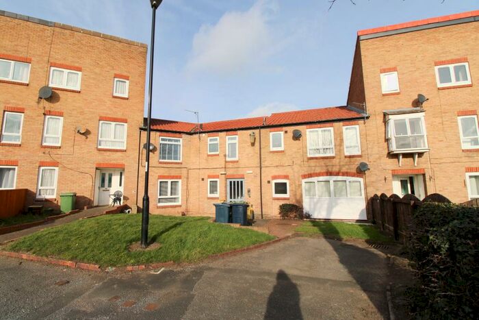 2 Bedroom Apartment To Rent In Cherwell, Washington, NE37