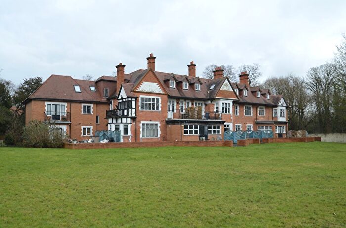 3 Bedroom Flat To Rent In Ferry Lane, Wraysbury, Staines, TW19