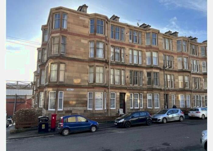2 Bedroom Flat To Rent In Cumming Drive, Glasgow, G42