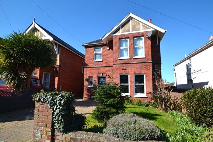 4 Bedroom Detached House For Sale In West Hill Road, Ryde, Isle Of Wight, PO33