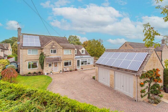 5 Bedroom Detached House For Sale In Lea, Malmesbury, SN16