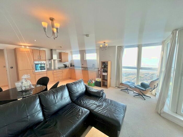 2 Bedroom Flat To Rent In Trawler Road, Maritime Quarter, Swansea, SA1